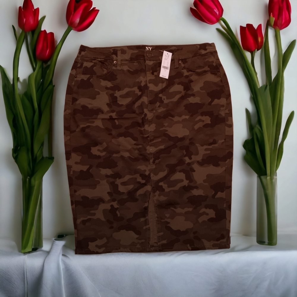 2/$50 New York & Company Camo Denim Skirt, Size 14